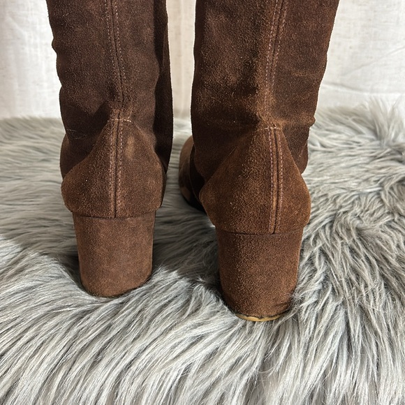 Vintage 60s/70s Brown Suede Lace-Up Knee-High Boots - Picture 4 of 11